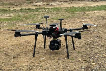 Azərbaycanda yeni istehsal olunan dronların sınağı keçirilib