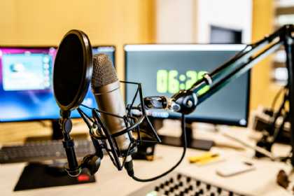 Azərbaycanda yeni radionun açılması üçün müsabiqə elan edilib
