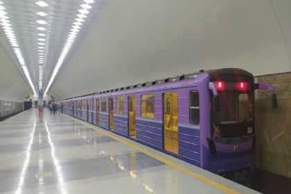 Bakı metrosunda sərnişin ölüb