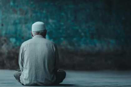 İmam Rzanın (ə) kəlamında möminin 3 gözəl xisləti