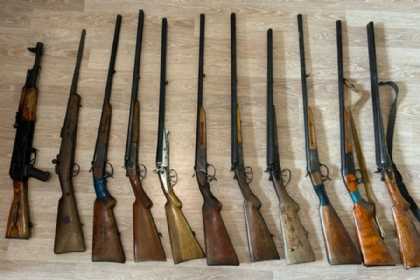 Müxtəlif ərazilərdə qanunsuz saxlanılan odlu silah-sursat aşkarlanıb