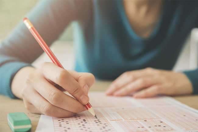 90 minə yaxın şəxs qəbul imtahanında iştirak üçün qeydiyyatdan keçib