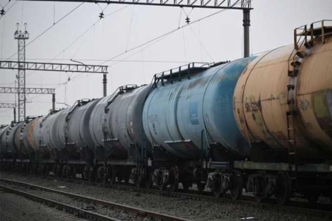 Azərbaycan Ermənistana 887 ton dizel göndərir