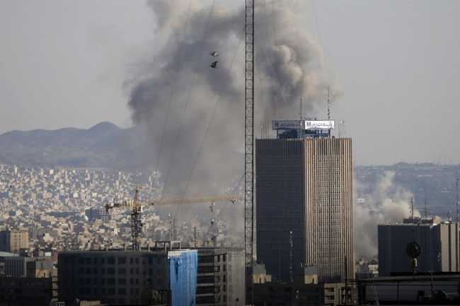 İran raketi Təl-Əvivin mərkəzini vurdu