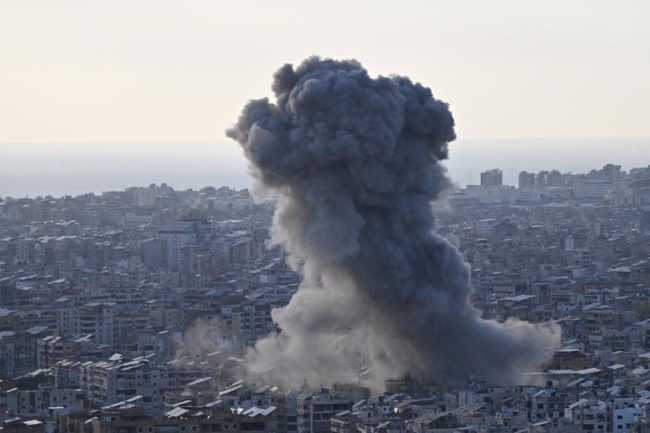 İsrail təyyarələri Livana kimyəvi maddələr atıb