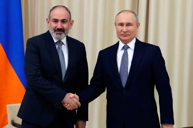 Paşinyan Putinə TRIPP yolunun tikintisi haqda məlumat verdi