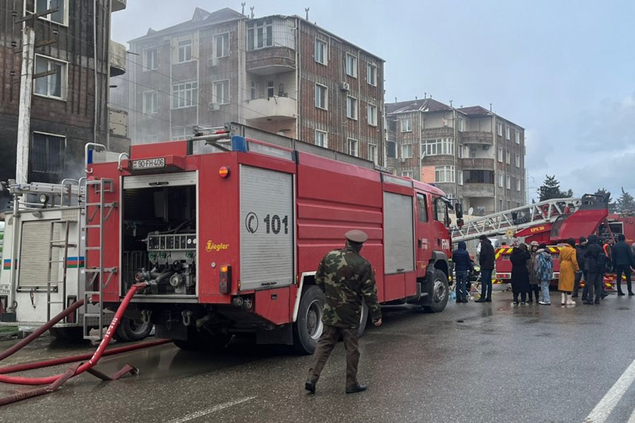 Abşeronda yaşayış binasındakı yanğın məhdudlaşdırılıb