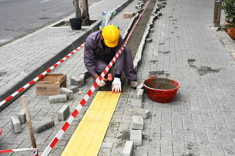 Bakıda küçə və prospektlərin abadlaşdırılması işləri davam etdirilir