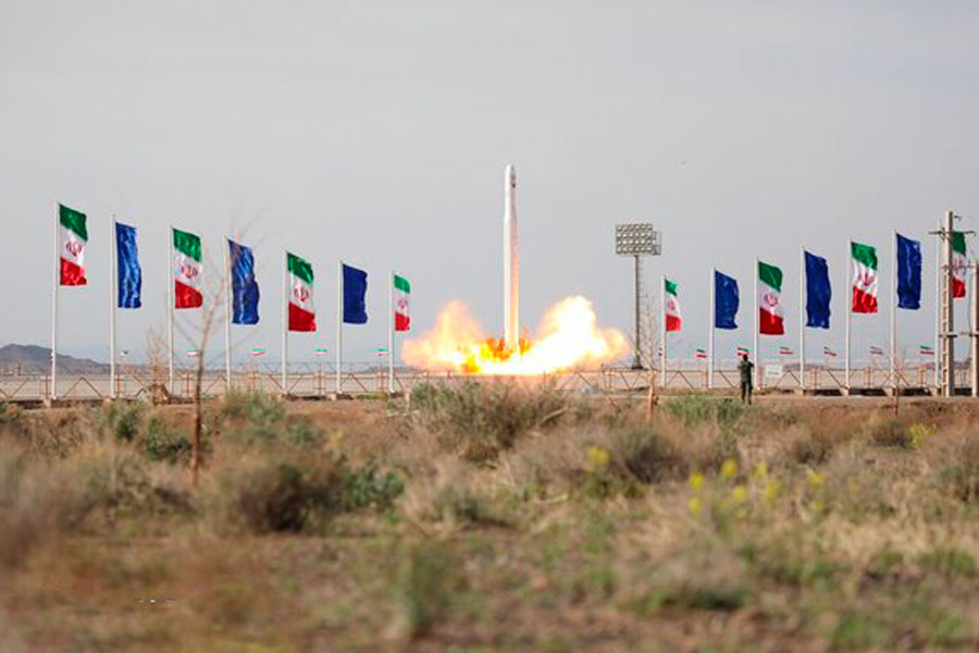 İranın 3 peyki Rusiya raketi ilə kosmosa göndərilir