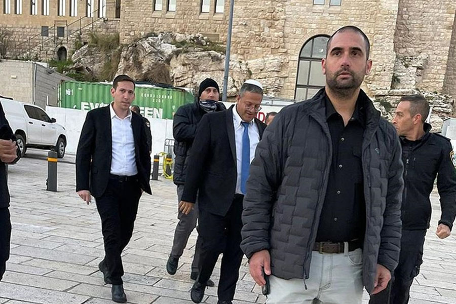 İsrailin Milli Təhlükəsizlik naziri Ben-Qvir Məscidül-Əqsaya basqın edib