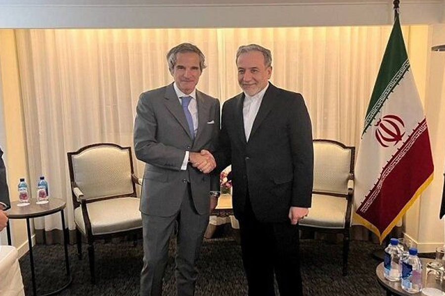 Əraqçi Cenevrədə Qrossi ilə görüşüb