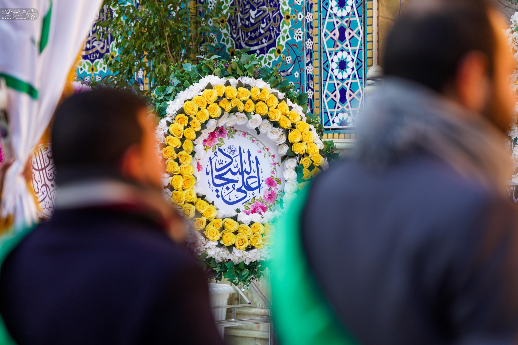 Babasının ziyarətgahında İmam Səccad (ə) mövludu