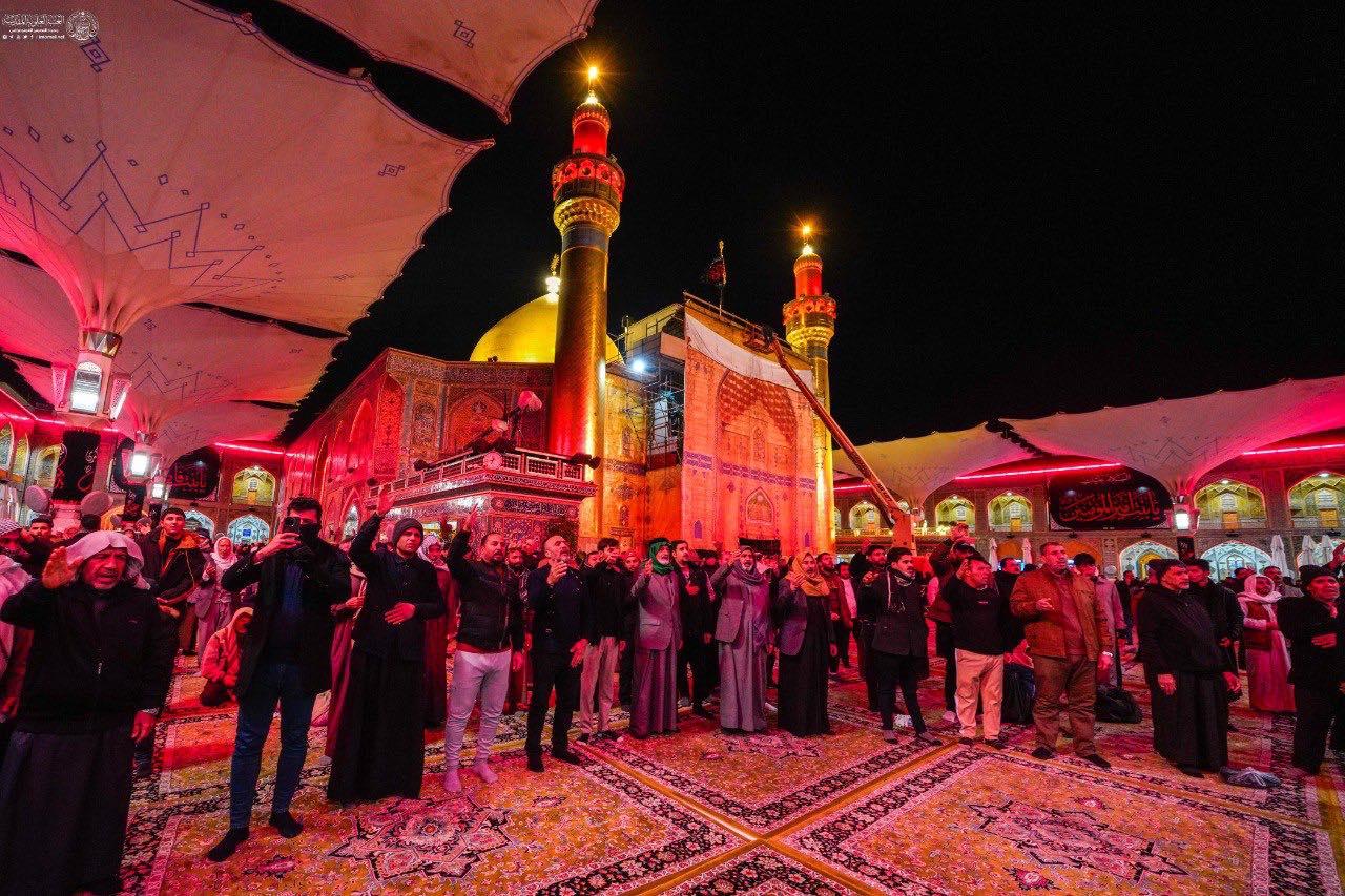 İmam Əli (ə) Ziyarətgahında Xanım Zeynəb (ə) matəmi FOTO/VIDEO