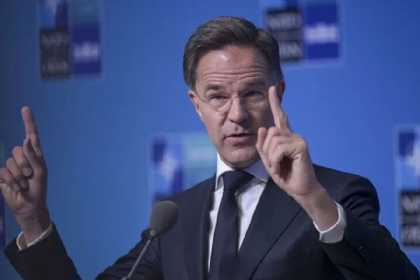 Rutte: Avropa olmasaydı, Amerika İrana qarşı müharibə apara bilməzdi