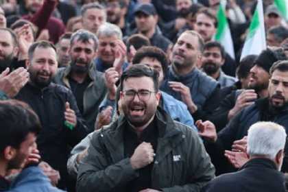 Ayətullah Xameneinin matəm tədbirlərində 43 milyona yaxın insan iştirak edib