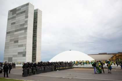 Braziliyada etirazlar: Konqres binasına hücum edildi
