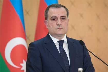 Ceyhun Bayramov Yaponiyaya rəsmi səfərə yola düşüb