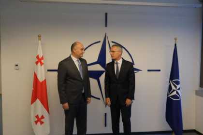 Gürcüstanın Müdafiə naziri NATO toplantısına qatılacaq