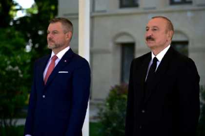 İlham Əliyev Peleqrinini Şuşada qarşıladı