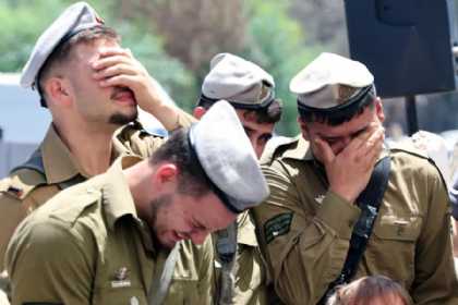 İsrail hərbçiləri: Tramp özü də nə etdiyini bilmir