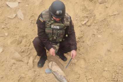 Qaradağda top mərmisi aşkarlanıb