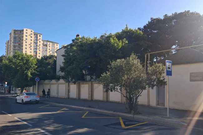Bakıda iki ünvanda minib-düşmə yeri yaradılıb