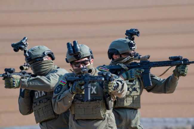 DTX İŞİD-in terror hücumunun qarşısını aldı - VİDEO