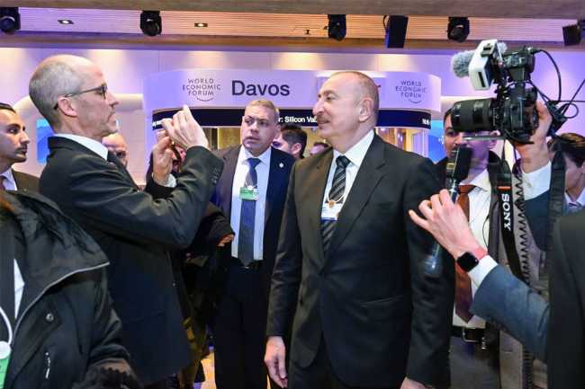 İlham Əliyev Ümumdünya İqtisadi Forumu çərçivəsində panel iclasda iştirak edib
