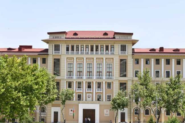 Xüsusi icra məmurunun vahid geyim forması təsdiqlənib