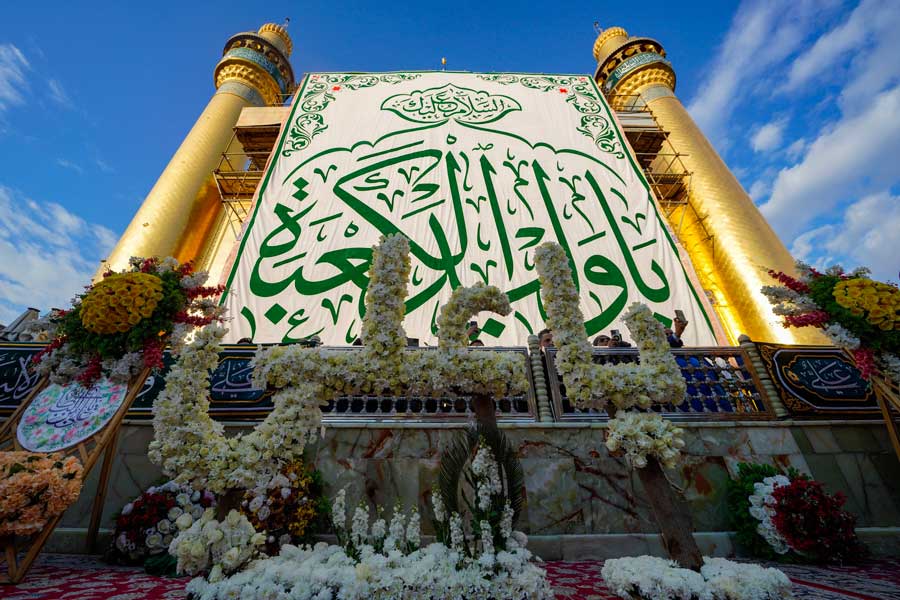 İmam Əli (ə) Ziyarətgahı öz mövludunda - FOTOLAR