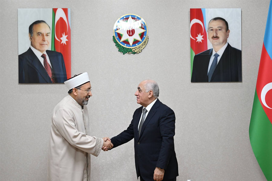 Əli Əsədov Türkiyə Diyanət İşləri İdarəsinin sədri ilə görüşüb